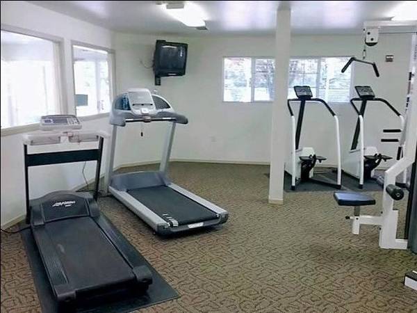 $1,482 / 2br - 844ft2 - Sauna, 2 BD, Puyallup WA (701 43rd Ave SE, Puyallup, WA)63866941836801123