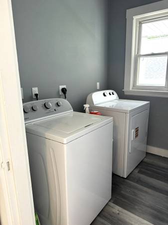 $3,200 / 3br - All New!W/D IN UNIT-2 PORCHES-1 PKING SPOT-6 Rooms!Steps to 93 & the T63996548155523124