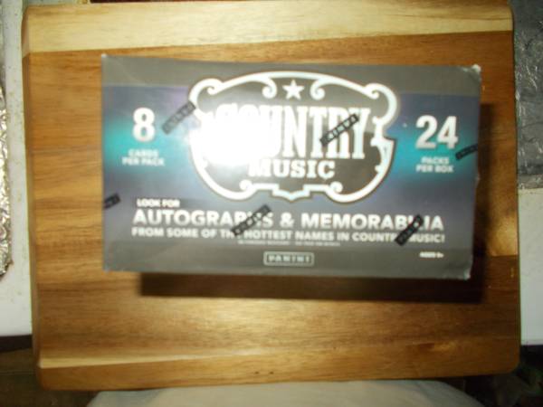 2014 Panini Country Music FACTORY SEALED Retail Box