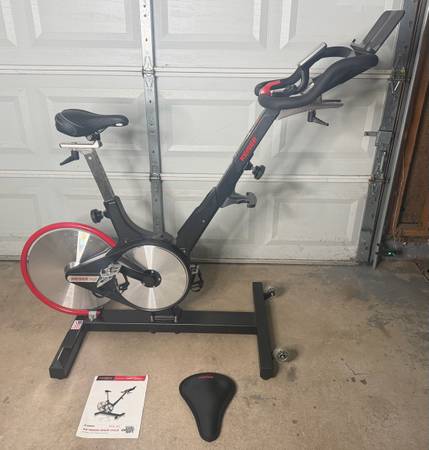 Keiser M3i Stationary Exercise Spin Bike 1