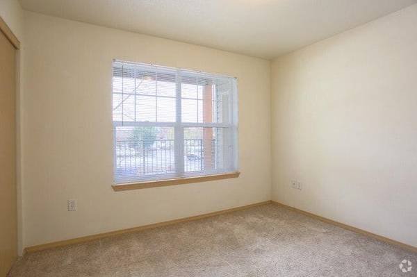 $1,395 / 1br - 767ft2 - Extra Storage In-Home, Energy-Efficient Dishwashers, Clubhouse (West Eugene - Bethel)63977278679042122