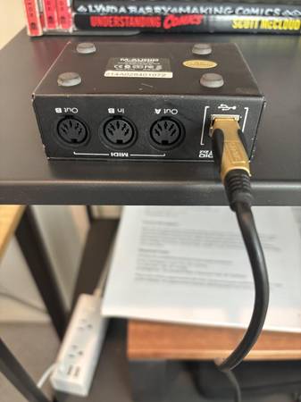M-Audio Midiman Midisport 2x2 - $25 (santa rosa)63439831399681122