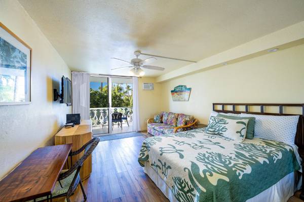 $2250.00 / 372ft2 - Furnished Studio at the Kona Islander Inn - Utilities Included!63939787854594120