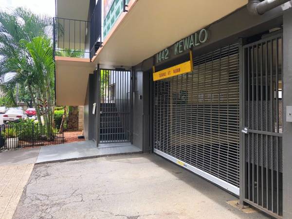 $1,535 / 320ft2 - Balcony, Full size refrigerator & stove, Built in Microwave (Makiki)63939396957571122
