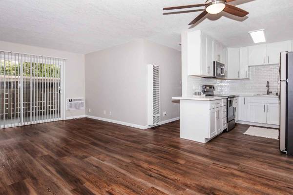 $2,870 / 2br - 900ft2 - 2/bd, Breakfast Bar, Easy Access to Freeways and Shopping (alameda)63880134703361122