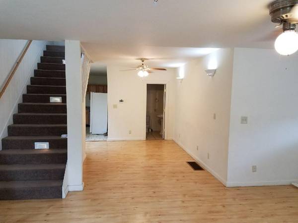 $1,625 / 5 hab - Amplio apartamento de 5 habitaciones cerca de The Village y BSU, alquiler reducido (Muncie, Indiana)63680211384065121