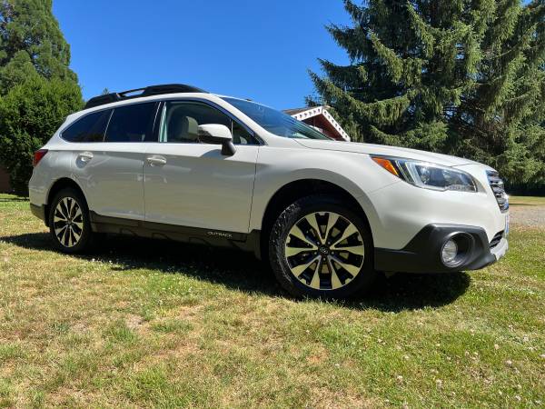 2016 Subaru Outback 3.6R - $16,500 (Issaquah)63623589561089121