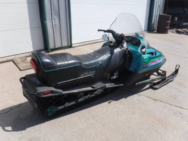 SKI DOO GRAND TOURING 1996 - atvs, utvs, snowmobiles - by owner