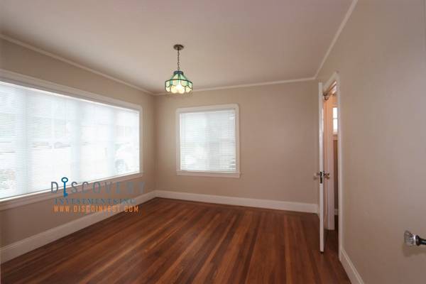 $5,200 / 3br - Upper Rockridge 3 Bedroom Home (oakland rockridge / claremont)63850426496515123