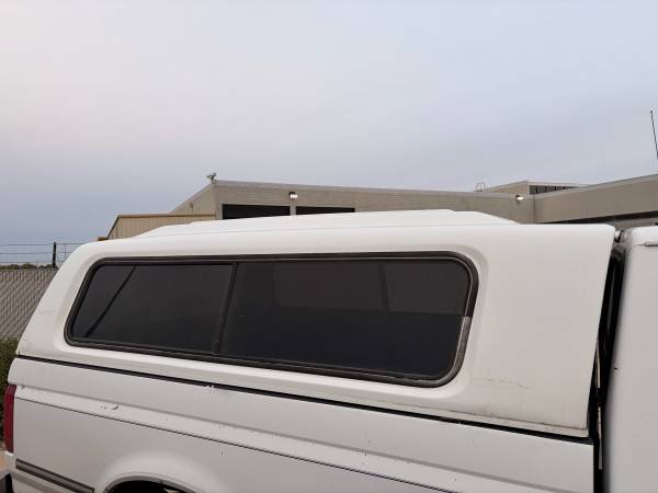 Leer Camper Shell - OBS Ford with 8’ bed 1