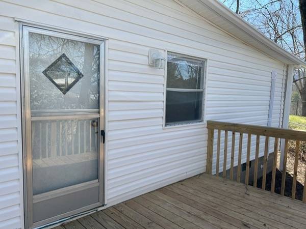 $1,450 / 3br - Country living minutes to everything (Weaverville)64029207128579123