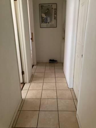 $800 / 4br - 144ft2 - Habitación en alquiler (Thousand Oaks)63668287297027121