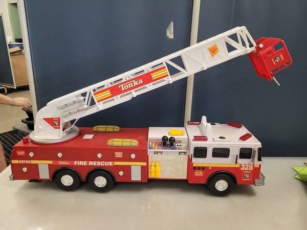 Tonka Super Sized 32" Fire Rescue #328 Truck Toy Hasbro #06730 Lights 1
