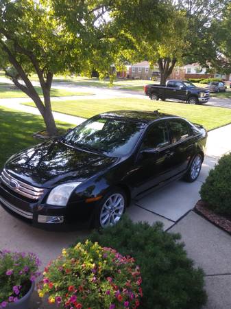 *** Sharp 2009 Ford Fusion SEL 3.0 V6*** loaded - $3,400 (Allen Park)63622092375425121