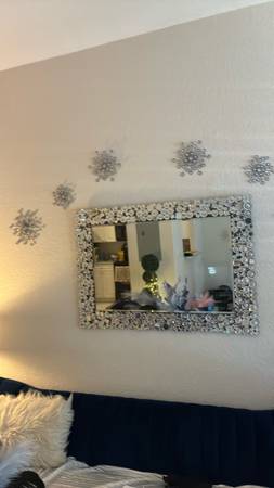 MIRROR, MODERN, HANDMADE GLASS PUECES 1