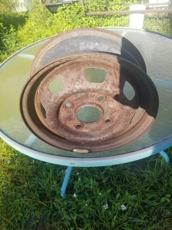 12" Geo Metro rims 1
