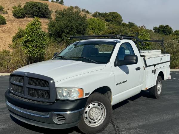 2005 Dodge Ram 2500 Utility Truck Only 78k miles - $12,90063469882115969120