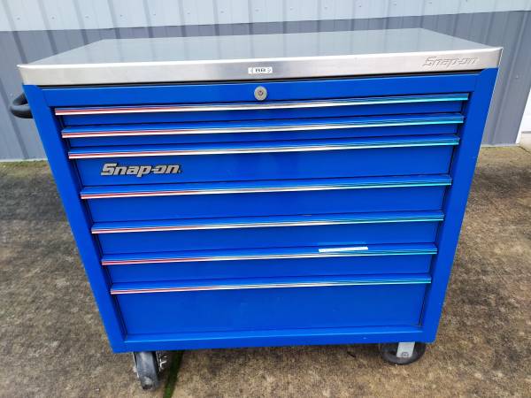 Snap on rolling bottom box with stainless steel top 1