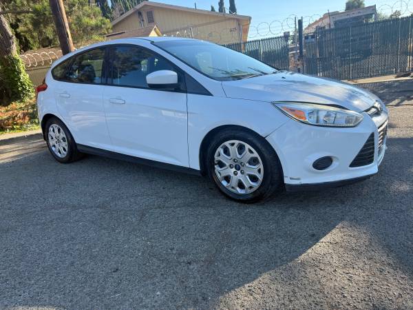 Focus Ford 2012 - $3,500 (vallejo / benicia)63624010453507123