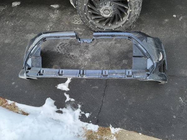 Toyota corolla front bumper cover oem 1