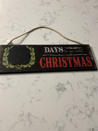 Chalkboard Countdown to Christmas Wooden Hanging Sign - Brand New 1