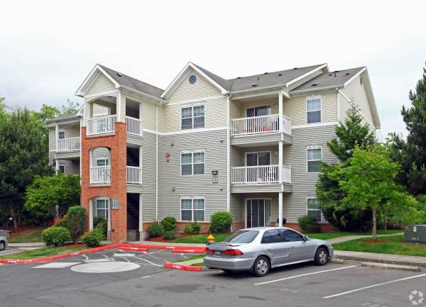 $1,699 / 2br - 968ft2 - Spacious 2BR Apartments Available Now for $1699! (1707 Merrill Creek Pkwy, Everett, WA)63659466133251122