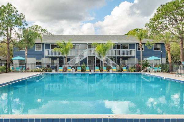 $1,628 / 2br - 890ft2 - ¡HERMOSOS DE 1, 2 Y 3 DORMITORIOS! (melbourne)63846409585539124
