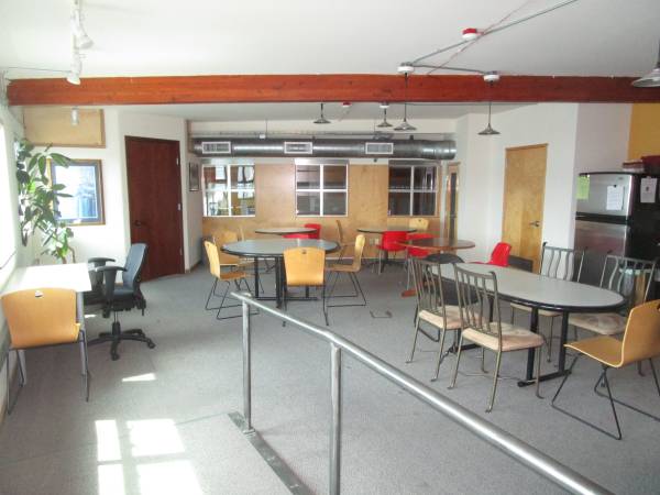 $500 / 137ft2 - Suite 217B (Fremont/Wallingford)64183776784385123