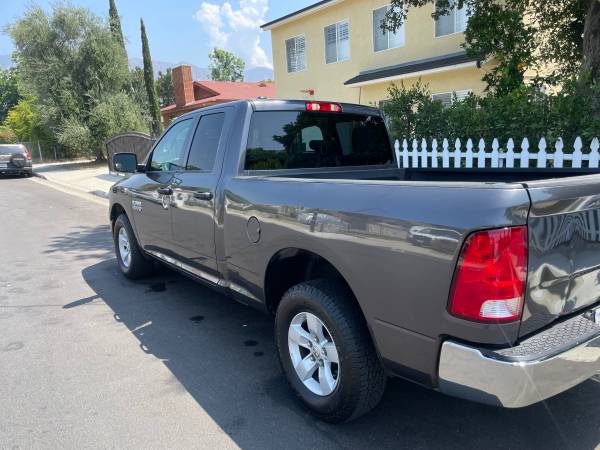 2018 Dodge Ram 1500 - $11,000 (Pasadena)63624582822401122