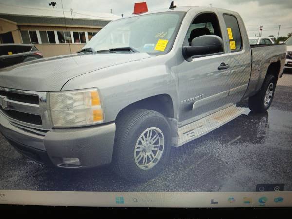 2007  CHEVROLET SILVERADO EXT CAB 4X4 150K MILES3 1