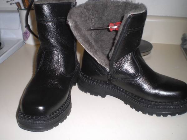 WARM  boots,NEW,#7 1