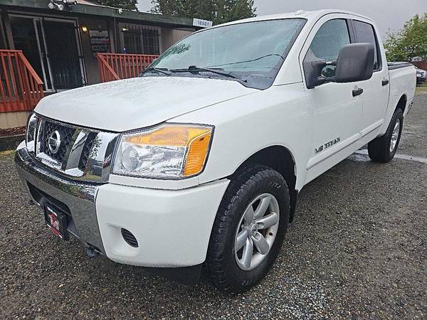2015 NISSAN TITAN PRO-4X - $8999.0063623146663811123