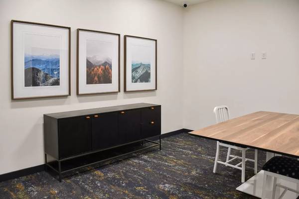 $1,767 / 1 habitación - 666 pies cuadrados: Vida excepcional, encanto atemporal: 1 hab, 1 baño, 666 pies² (Des Moines)63786756054403124