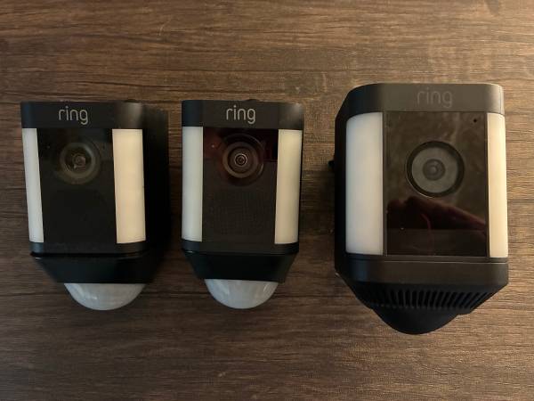 (3) Ring Battery Spotlight Security Cameras With Extras 1