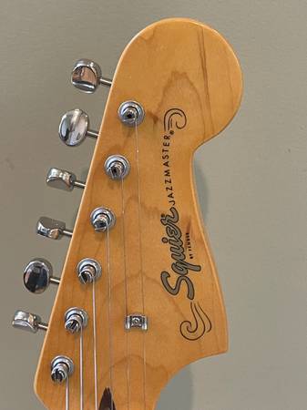 Like new! Squier 60s Classic Vibe Jazzmaster Guitar - $425 (Alpharetta/Johns Creek)63441254961409124