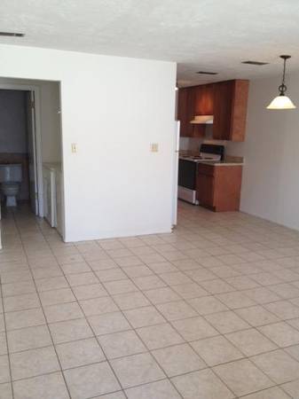 $1,345 / 2br - 820ft2 - Beautiful 2 Bdr /1 Bath Apt in Quiet Complex Close to UF (SW Gainesville)63822864743553121