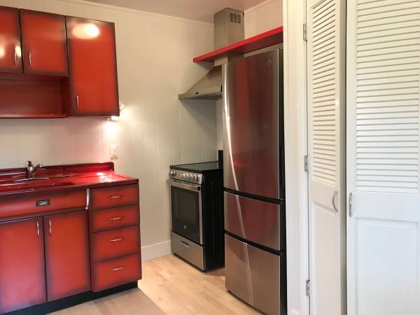 $2,425 / 1br - 550ft2 - Treehouse apt.  Close to town.  Includes utilities! (mill valley)63946670913154122