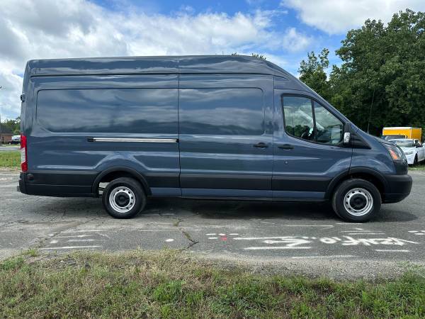 Furgón de carga Ford Transit-250 con techo alto 2019 - $19,970 (Spotsylvania)63616225679875123