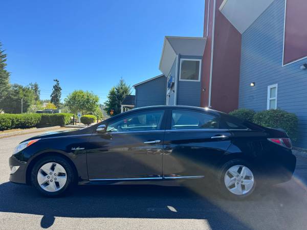 2012 Hyundai Sonata Híbrido en excelente estado >> Solo 123 mil km - $6.995 (Daily Deals Auto Sales Seattle)63469776639107124