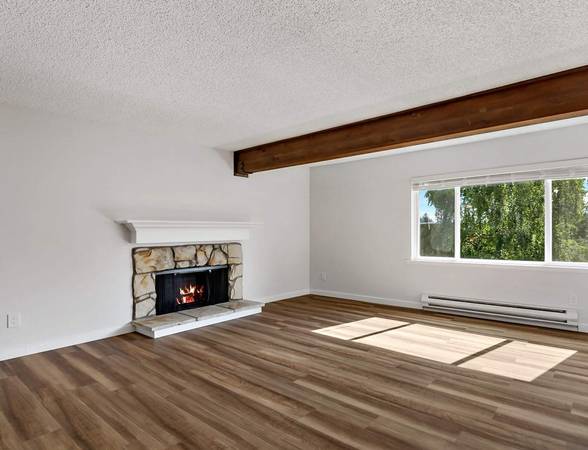 $2,095 / 2br - 1088ft2 - Tech Ready, Pool, Vinyl Wood Flooring, Controlled Access w/ Elevator63934420149763122