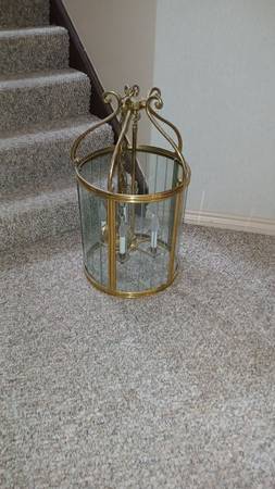 Chandelier 1
