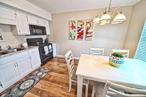 $1,069 / 3br - 960ft2 - Make your home with us! Lovely community with great style! (Huntsville)63658760000257121