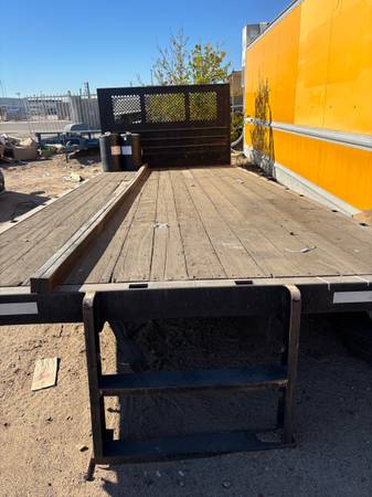 Flat bed like new !!! 1