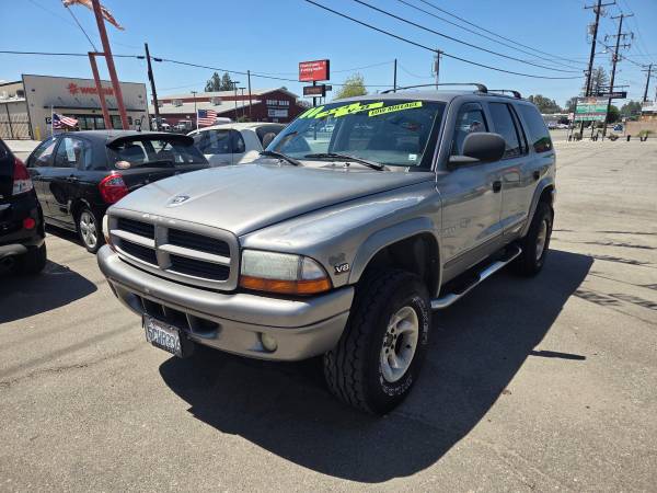 2000 Dodge Durango 3rd row 5.9 4X4 low mileage OTD PRICE 1