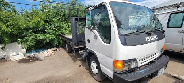 2005 Isuzu NPR / NPR-HD