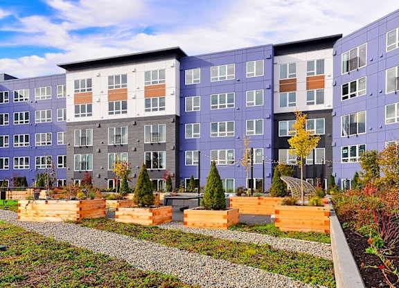 $1,699 / 500ft2 - In Edmonds, Studio, AC Ports (23400 Hwy 99, Edmonds, WA)63786636752001124