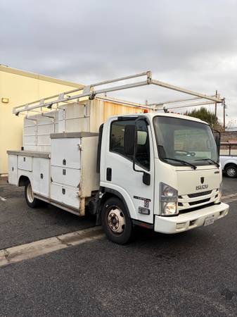2016 Isuzu 1