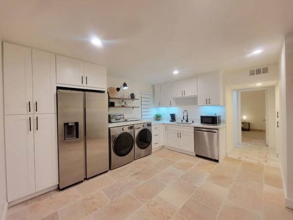 2 Bed 1 Bath Laguna Hills, Utilities Included 1