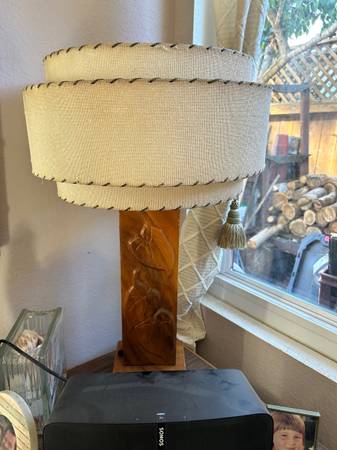 Anthurium Monkey Pod lamp 3 tier fiberglass shade 1950-60's 1