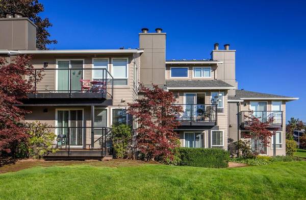 $1,693 / 1br - 679ft2 - Come see for yourself, all that Sorrento Bluff 1-beds have to offer! (SW Beaverton, Murrayhill, Portland, Hillsboro, Aloha)63841709082627124